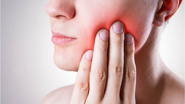 7 Natural Remedies for Toothache Pain