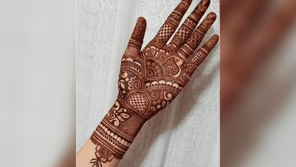 Karwa Chauth Mehndi Design