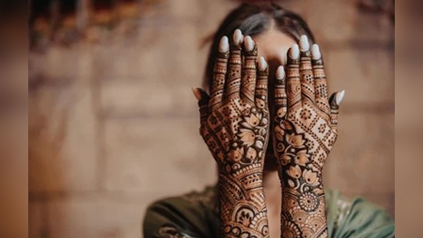Karwa Chauth Mehndi DesignKarwa Chauth Mehndi Design