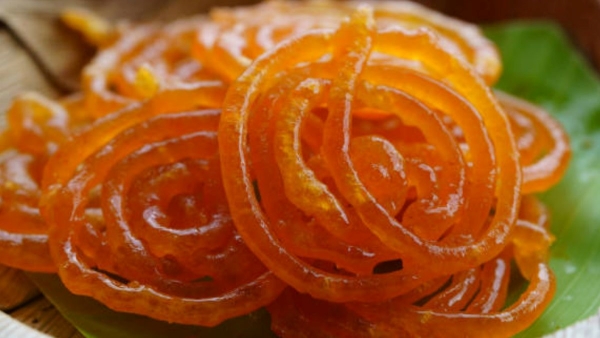 How to Make Crispy Jalebi at Home