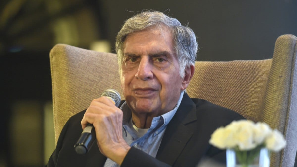 Ratan Tata Inspirational Quotes on Love Success Life Education Business in Hindi