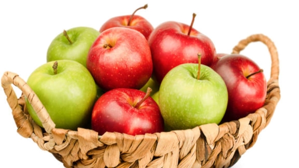 Green apple and red apple difference