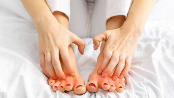 Tips to Prevent Foot Fungus in the Winter