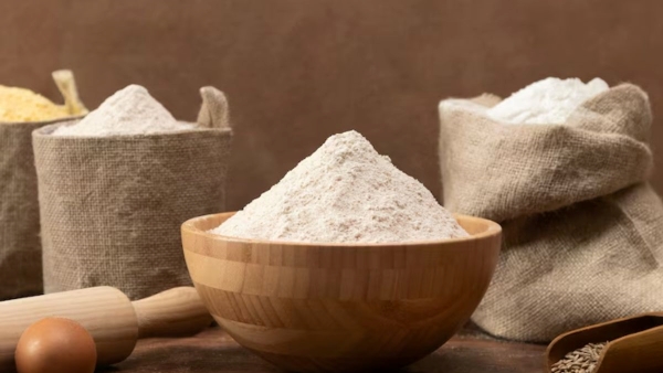 Regular Wheat Flour vs Whole Wheat Flour Regular Wheat Flour vs Whole Wheat Flour