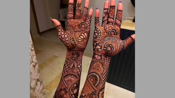 Vat Savitri Mehndi Designs