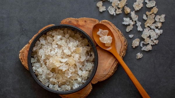 Eat Gond Katira at This Time in Summer to Beat t