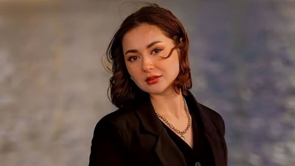 Hania Aamir Net Worth