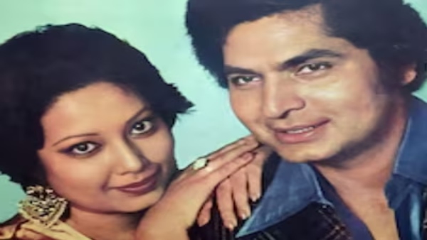 Asrani Wife Asrani Wife