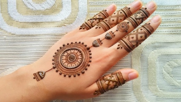 Mandala Mehndi Design