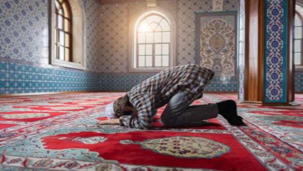 Ashura Namaz Padhne Ka Tarika