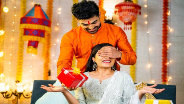 Raksha Bandhan Gift Ideas For Sister Raksha Bandhan Gift Ideas For Sister