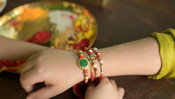 Raksha Bandhan Shayari 2026 Raksha Bandhan Shayari 2026