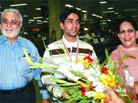 Abhinav Bindra with his parents