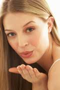 Lip to lip kissing The all new kissing fad Lip to lip kissing The all new kissing fad