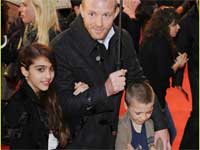 Guy Ritchie Moves To New York For Kids Guy Ritchie Moves To New York For Kids