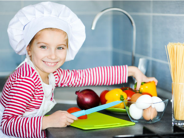 Mess Around the Kitchen 
