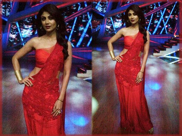 Shilpa Shetty Looks Red Hot! Shilpa Shetty Looks Red Hot!