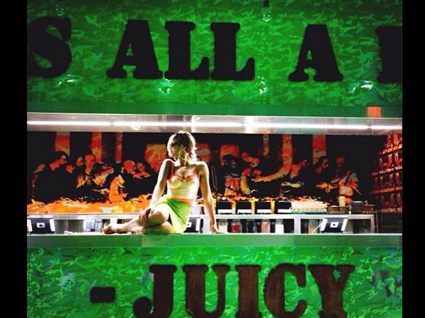 Beyonce's Last Supper Pic On Instagram Beyonce's Last Supper Pic On Instagram