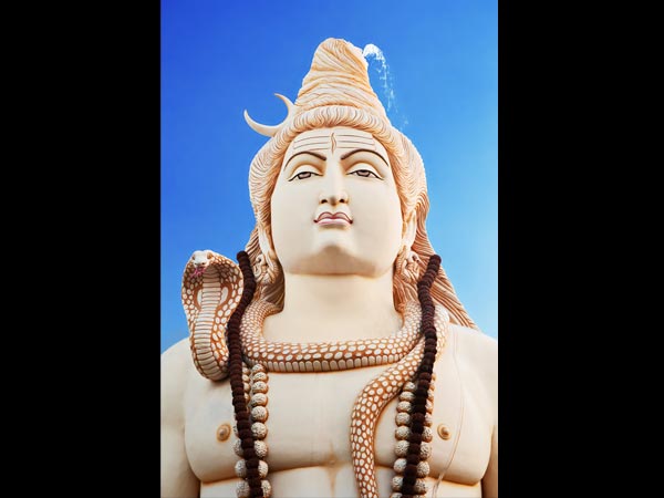 The 2 Conspicuous negatives of Hinduism The 2 Conspicuous negatives of Hinduism