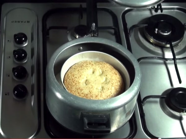 Christmas Spcl:Eggless Cake Without Oven