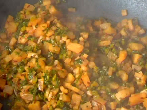 Quick & Easy Mooli Ka Saag Recipe