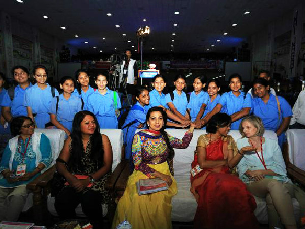 Juhi Chawla In Manish Arora | Juhi Chawla In Indian By Manish Arora | Juhi Chawla In Anarkali Dress