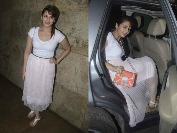 Huma Qureshi Wearing Pink Pleated Skirt| Huma Qureshi In Furla| Huma Qureshi At O Kadhal Kanmani Screening| Huma Qureshi Style Huma Qureshi Wearing Pink Pleated Skirt| Huma Qureshi In Furla| Huma Qureshi At O Kadhal Kanmani Screening| Huma Qureshi Style