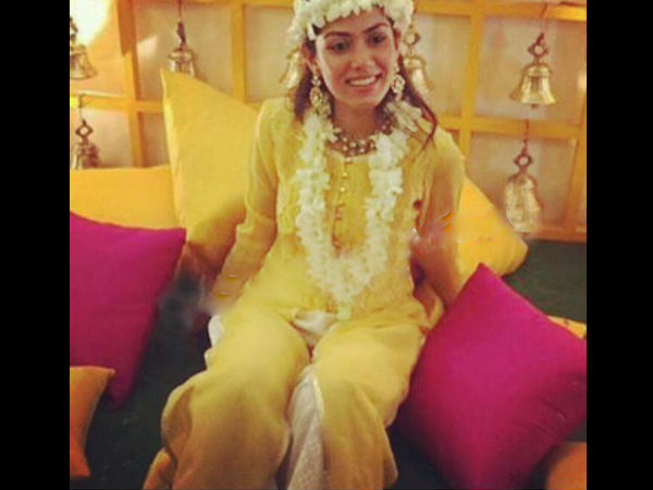 Mira Rajput In Anamika Khanna On Sangeet