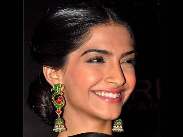 Beautiful Earrings To Wear With Anarkali