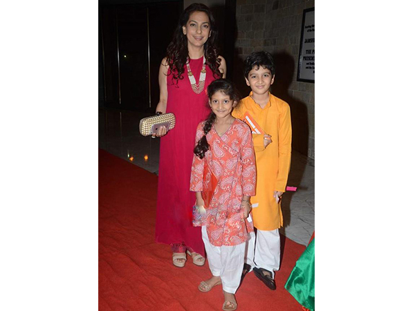 Juhi Chawla Blushes In Anita Dongre At Mahatma Screening