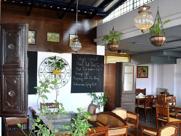 Restaurants That Offer Pure Veg lunch in Bangalore