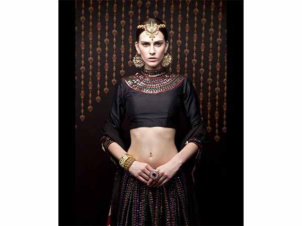 Maang Tikkas For Women