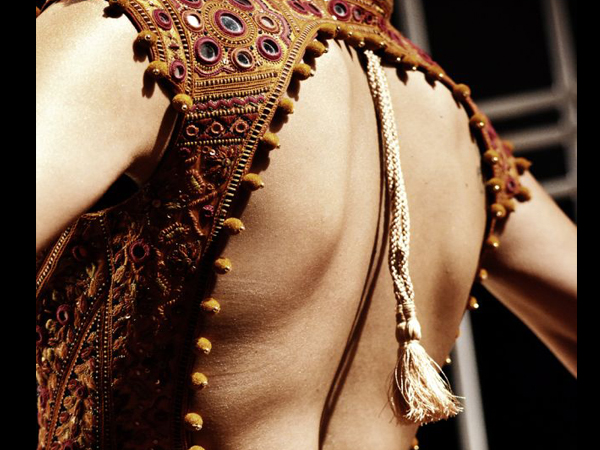 7 Wardrobe Essentials For Navratri