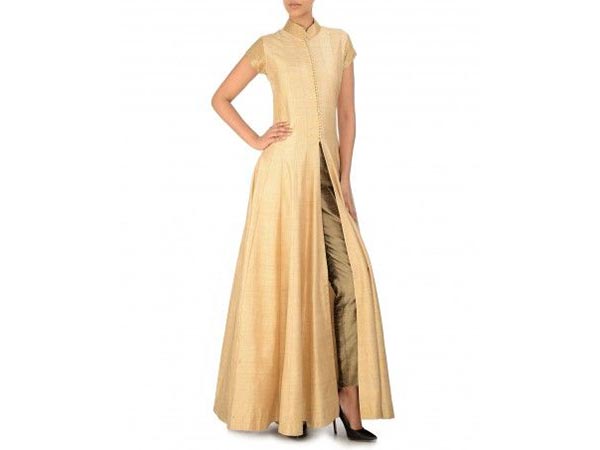 Must Have Outfits For This Diwali