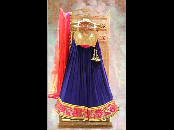 Get Four Lehengas In The Price Of One Get Four Lehengas In The Price Of One