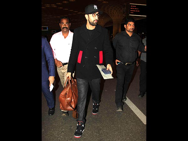 Ranbir Kapoor at the airport
