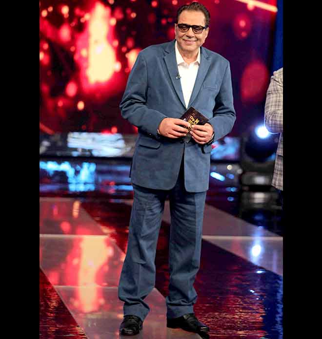 Dharmendra looking dapper in blue suit