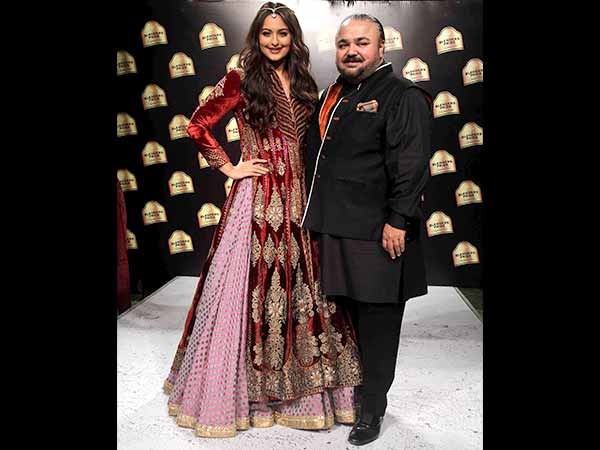 Sonakhi Sinha walks for JJ Valaya