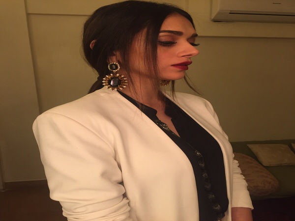 Aditi Rao wearing Matihili Kabre earrings