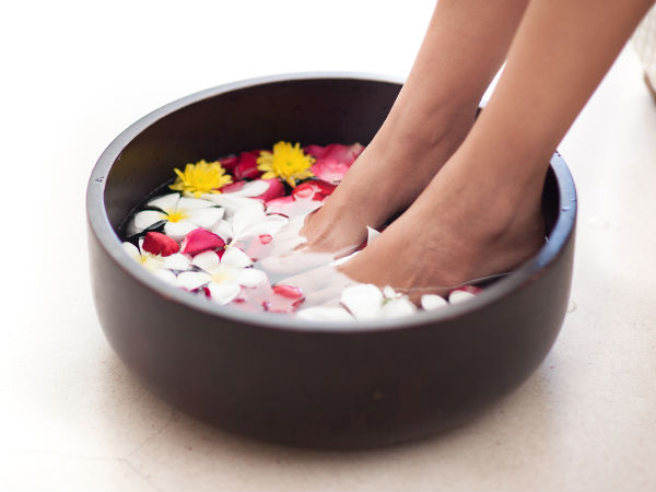 Reasons why you should use lemon on your feet Reasons why you should use lemon on your feet