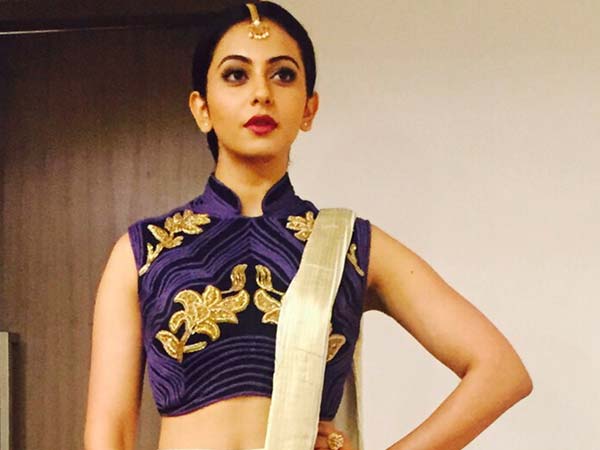 Rakul Preet Singh Wearing A Blue Cholli