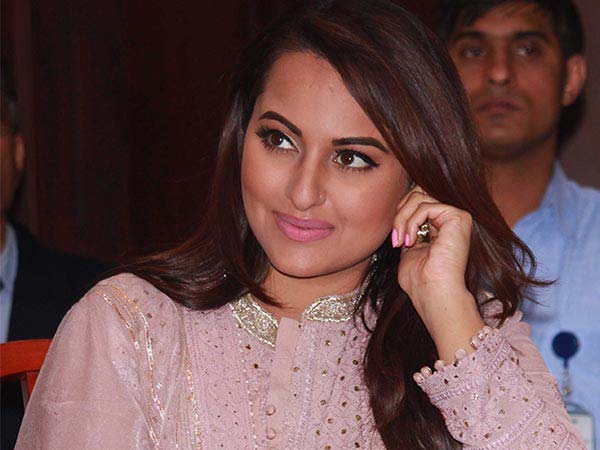 Sonakshi Sinha thoughtful of her dad