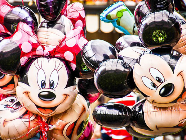 6.Mickey And Minnie: 