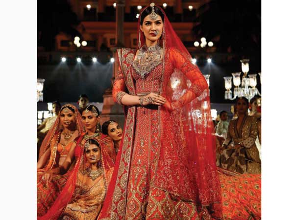 Designer lehenga