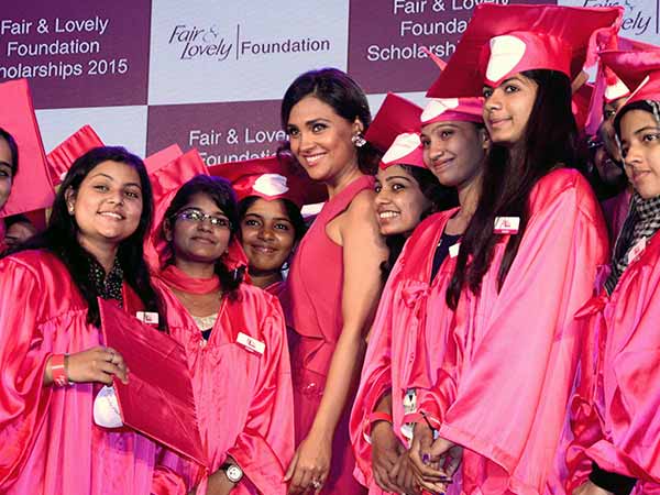 lara dutta in dolly j