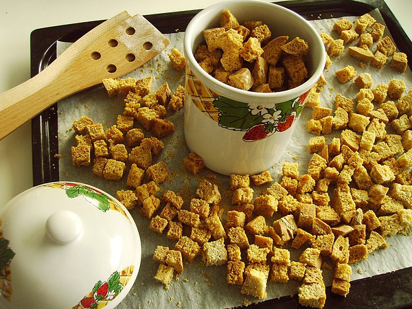 Types of Food You Need to Avoid at the Salad Types of Food You Need to Avoid at the Salad