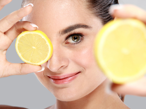 why you should rinse your face with lemon