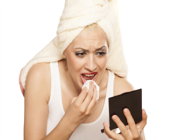 4. Carry A Blotting Paper: