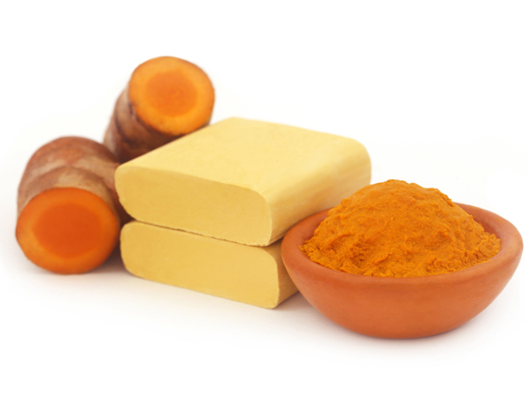 how to lighten skin naturally