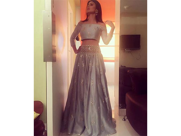 9 Outfits For The 9 Days Of Navratri